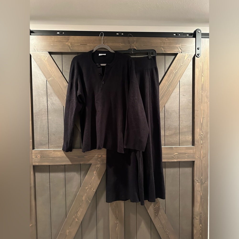 Ladygang black knit wide leg pants and sweater set